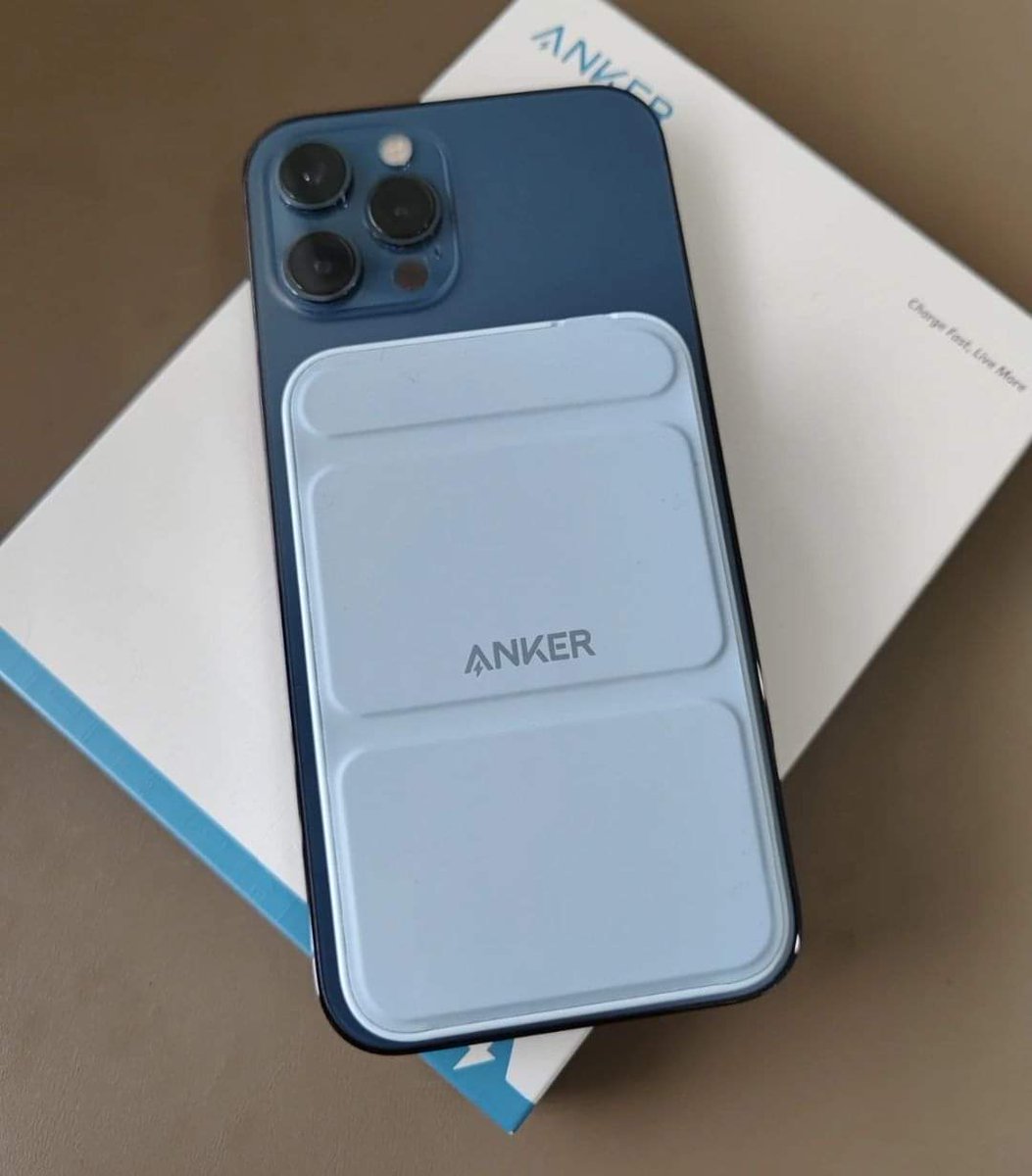 KorKontummada's tweet photo. เป็นทั้ง #powerbank 
เป็นทั้ง #ขาตั้งมือถือ 
แถมยังเป็น #magsafe
#Anker เลิศนะ
 
พิกัด https://t.co/Ah7H9ul2Ew

#บิววราภรณ์
#แอมไซยาไนด์
#แม่หยัวep8
#โจฮันนอร์ธ
#หนึ่งในร้อยEP18
#ซีรีส์หยดฝนกลิ่นสนิม
#JENNIE
#OrmSaintLaurent
#ราคาทอง
#ความเชื่อใจครั้งสุดท้าย
#GulfKanawut
#LISA https://t.co/OL6BzMZKsk