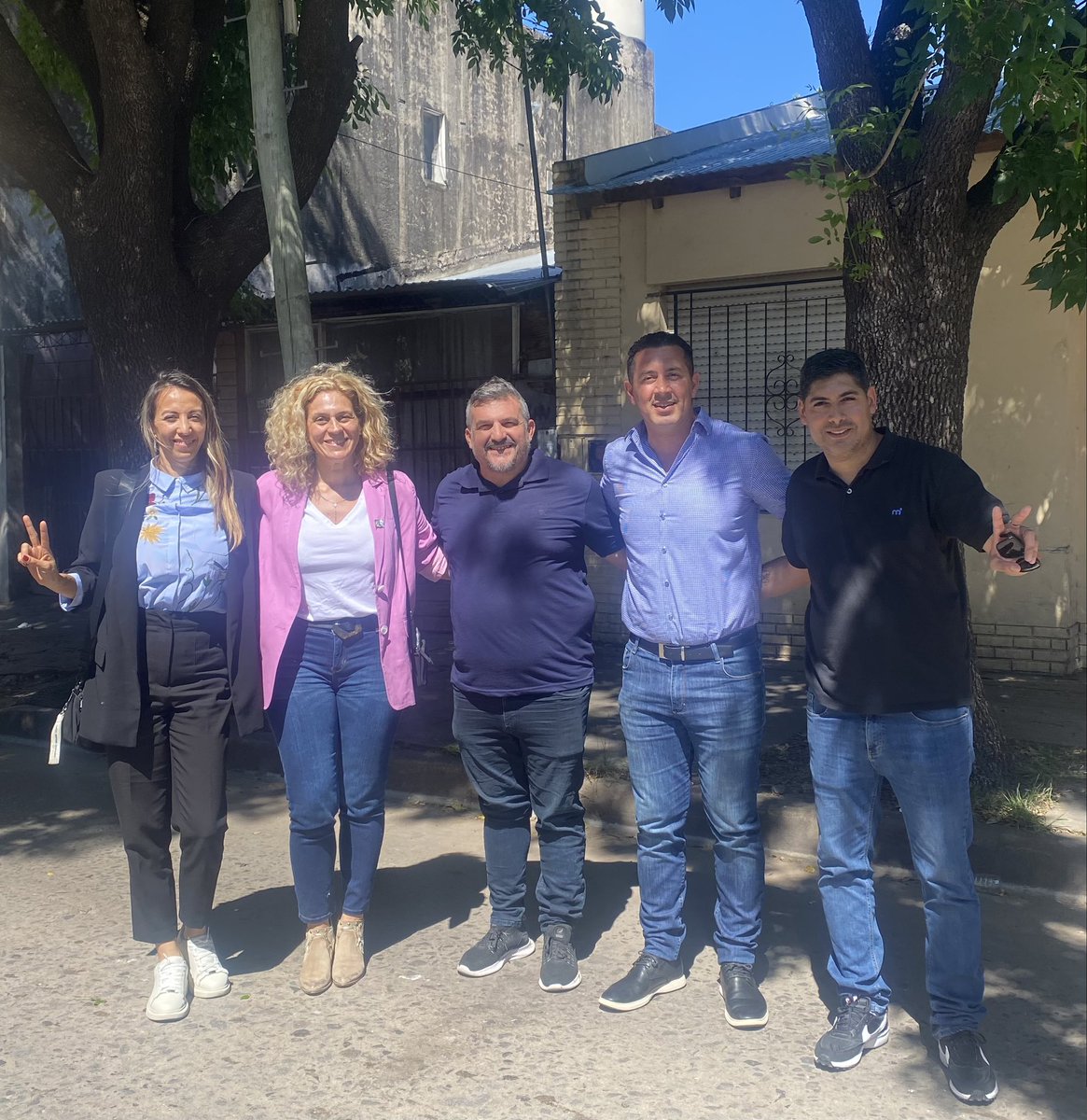 Acompañamos al Gobernador <a href="/Kicillofok/">Axel Kicillof</a> al acto conmemorativo por el #DiaDeLaSoberaniaNacional donde estuvieron presentes las centrales sindicales CGT y Las 62 Organizaciones Peronistas . 
#LaPatriaNoSeVende 
#LaPatriaSeDefiende
#SoberaniaNacional 
#UnidadNacional