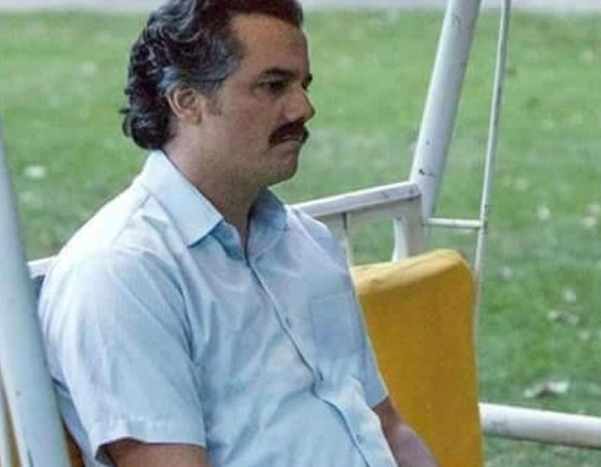 9GAG's tweet photo. Her: *story uploaded 2 minutes ago* 
Me: *message sent 10 hours ago* https://t.co/4URmtiUbsP