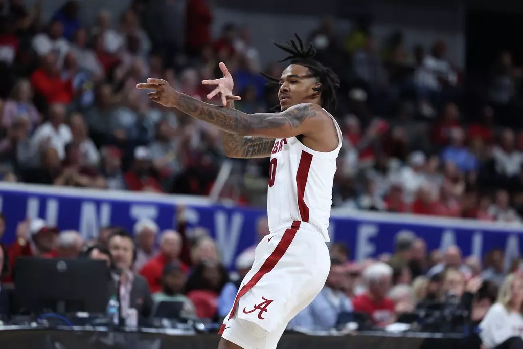 CBKReport's tweet photo. Labaron Philon tonight:

16 Points
7 Rebounds
9 Assists
2 Steals
1 Block

The freshman BALLED OUT. 💪 https://t.co/lJ3RforI29