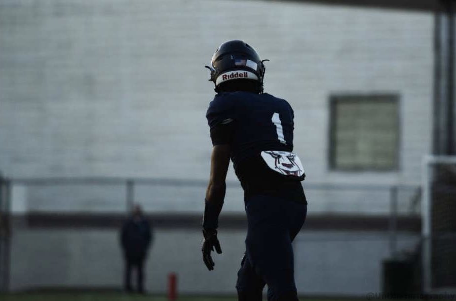DJ Darling (@devarddarlingjr) on Twitter photo Blessed to be named 1st team all NPSL WR! #agtg
<a href="/dreeves44/">Coach Reeves</a> <a href="/RFordFSP/">Reggie Ford</a> <a href="/GHTIDESFB/">TidesFootball</a> <a href="/D_Darl53/">Devard Darling</a> <a href="/BrandonHuffman/">Brandon Huffman</a> Blessed to be named 1st team all NPSL WR! #agtg
<a href="/dreeves44/">Coach Reeves</a> <a href="/RFordFSP/">Reggie Ford</a> <a href="/GHTIDESFB/">TidesFootball</a> <a href="/D_Darl53/">Devard Darling</a> <a href="/BrandonHuffman/">Brandon Huffman</a>
