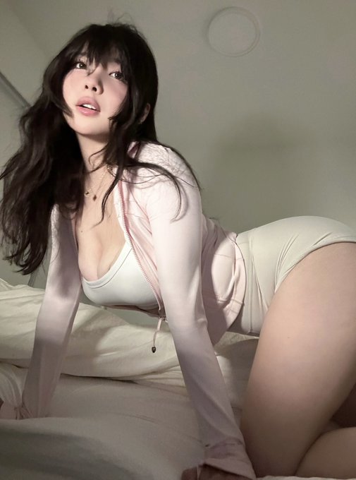 meow for me https://t.co/50dq0fI9xH