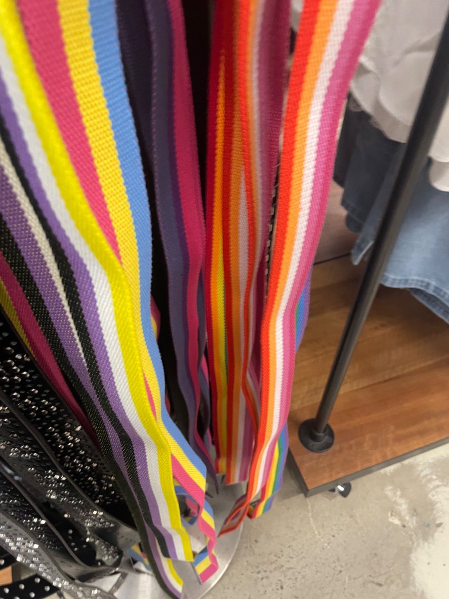 NO THEY TURNED ALL MY OOMFS INTO BELTS💔