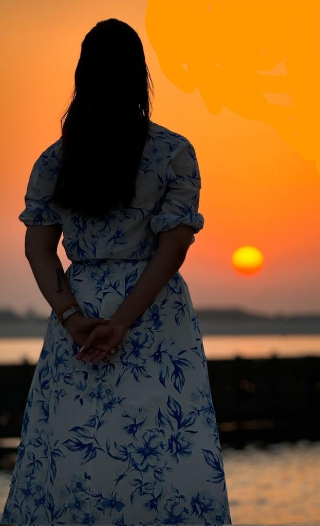SathsaraniSew's tweet photo. "When the world criticize you, blames you & lets you down,
fight back like her, shut their mouths, win their hearts & be the Queen " 🤌🔥♥️
#NayanForLife 🖇️
- #LadySuperstar | #Nayanthara - https://t.co/gAYuQdDX1n