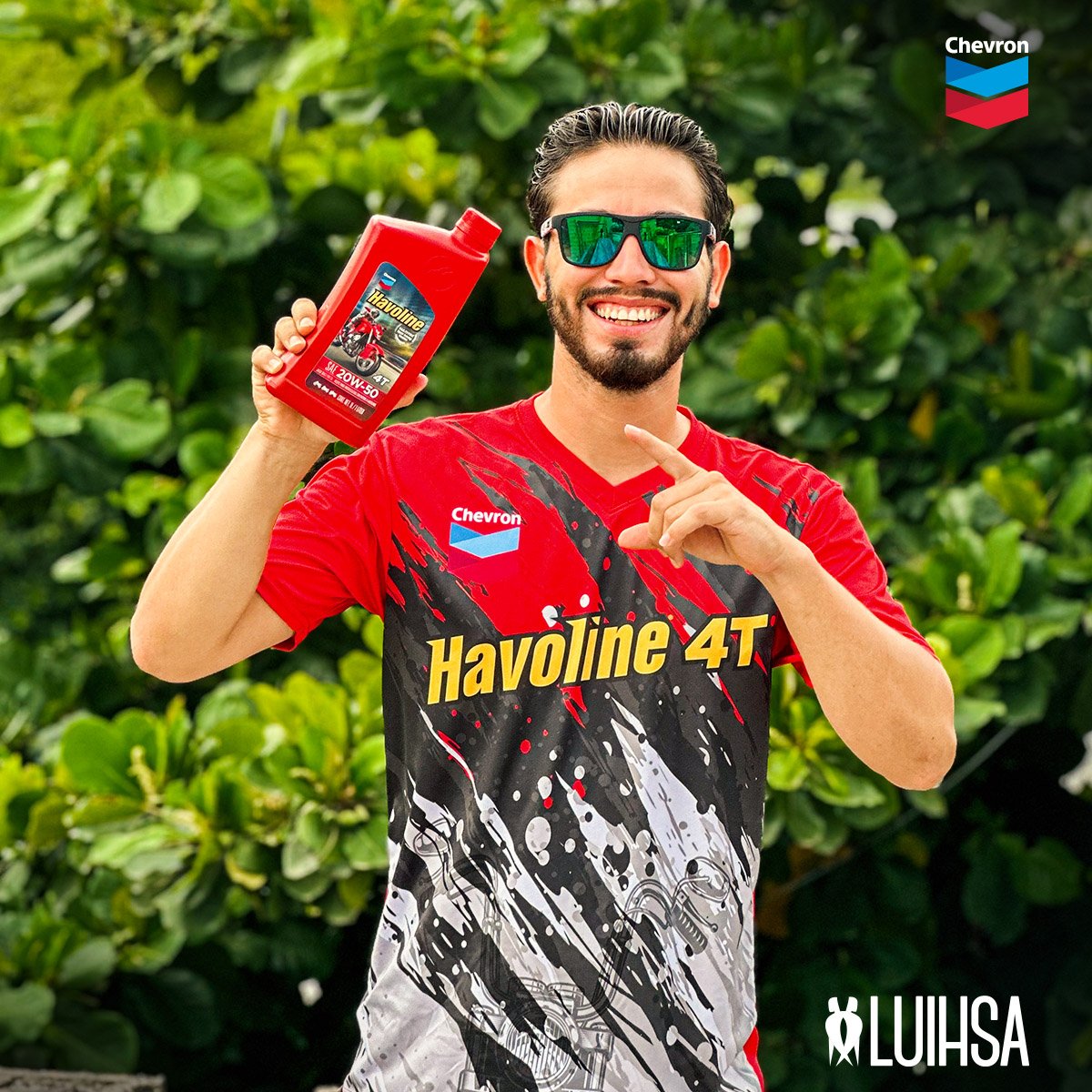 LuihsaHn's tweet photo. ¡Prepárate para una aventura con el mejor cuidado para tu moto! 🏍️✨​
@KevinMendoza confía en Havoline 4T para mantener su moto siempre lista y en óptimas condiciones.  💪 ​
Adquiere el tuyo llamándonos al 9459-7382 ​
#Havoline4T #LUIHSA https://t.co/AkZ9IuVYbd