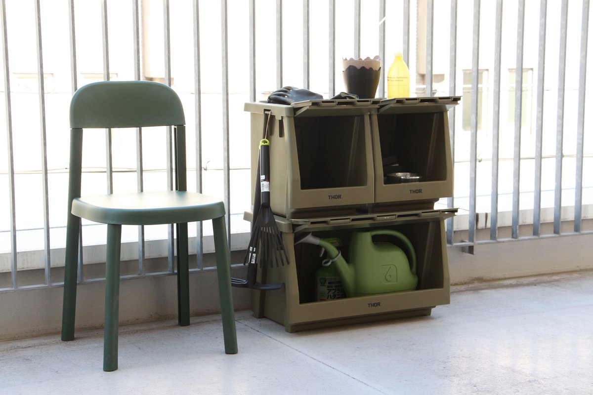 tyarinko's tweet photo. THOR STACKING SHELF CONTAINER
OLIVEカラーはアウトドアや植物まわりで使いたくなるかっこよさに仕上がっていてこれまた良い https://t.co/wWj4YF3TGY
