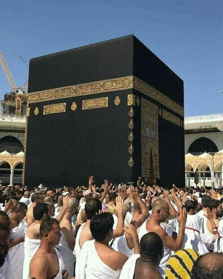 realYamaan1's tweet photo. Billion people's dream place 🤍🥹🖤 https://t.co/xjmNWiylLN