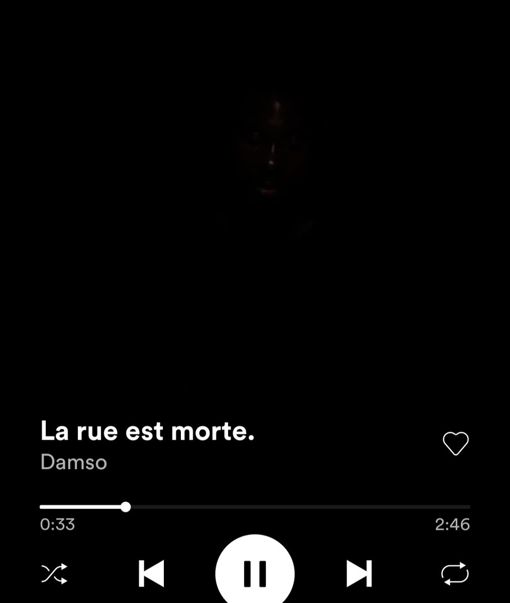 ZampaktoM's tweet photo. Ce son de Damso est calé dans ma tête chepa pourquoi,  à longueur de journée mon cerveau chante "hehe he...la rue elle est morte" pour je suis toujours en galère https://t.co/IgT1cyCuvP