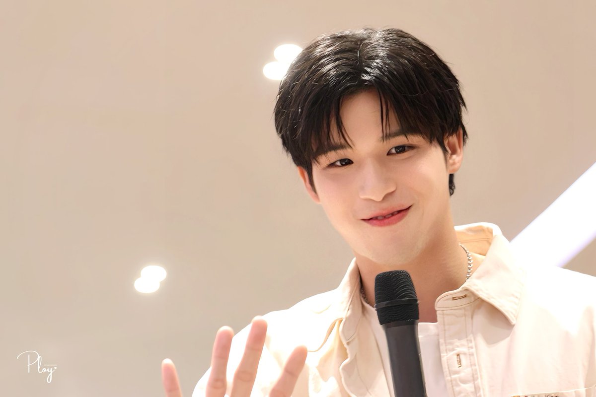 magentablabla's tweet photo. Just like a baby Samoyed 〰️🐾🐶
👋🏻👋🏻👋🏻

#HighSchoolFrenemyEP12 
#skywongravee https://t.co/gdlaUs8qms