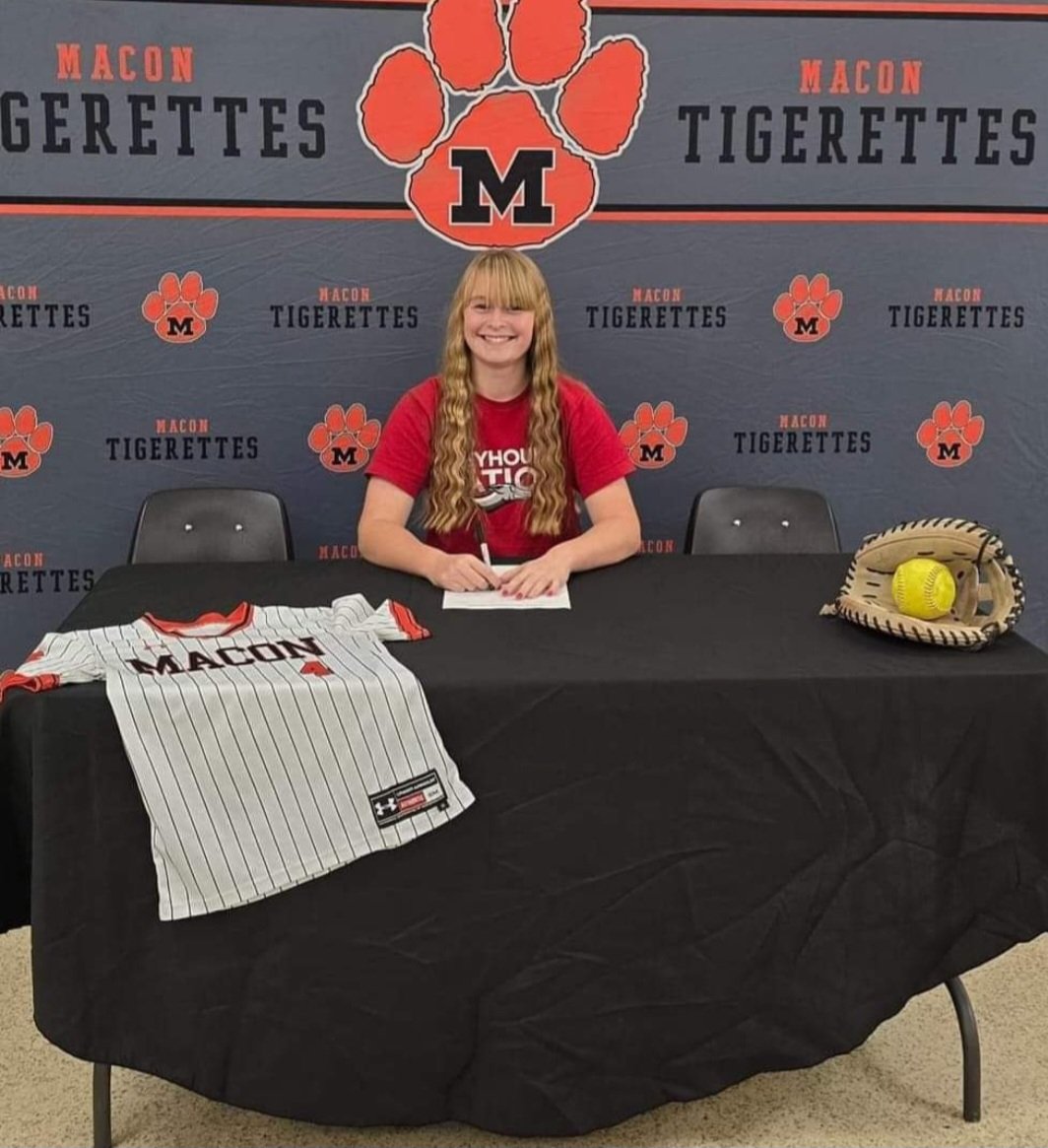 Congratulations to Keely Hicks &amp; Blythe Howell on signing with MACC today.  #tigerettesproud