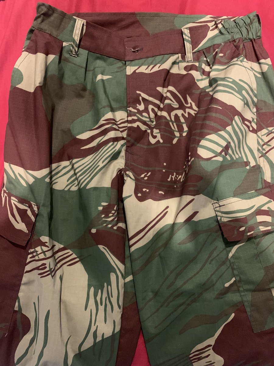 Reproduction Rhodesian brushstroke trousers. Originals are very expensive and even repros can be a bit so couldn’t miss the opportunity to get a pair VERY cheap!