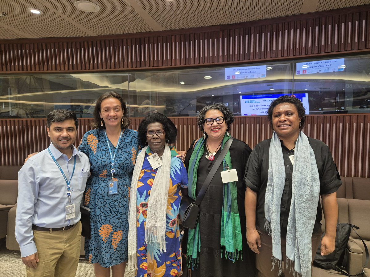 PacWPSMediators's tweet photo. #WPS @GPPAC #Pacific w @sharonfiji reconnecting at #Beijing30 w Helen Hakena of Leitana Nehan Women's Development Agency #Bougainville - this is our catalytic moment of building on co-creation of #feminist #WPS networks as we look at #1325+25 &amp; beyond ! https://t.co/QzFh6lllCy