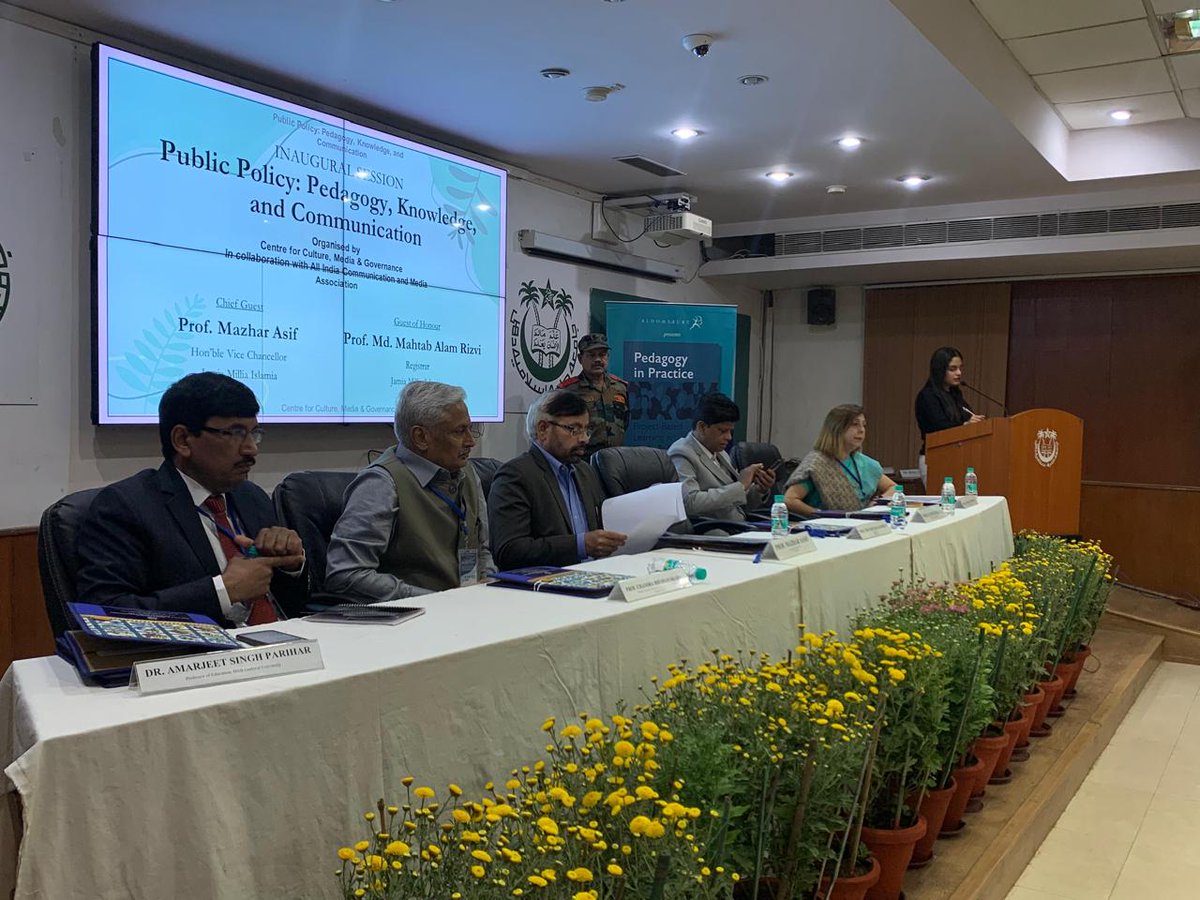 ccmg_jmi's tweet photo. Honored to have the esteemed Vice Chancellor of Jamia Millia Islamia, Prof. Mazhar Asif, as the Chief Guest at the inaugural session of the seminar "Public Policy: Pedagogy, Knowledge, and Communication." His insightful words set the tone for an engaging and ienriching event. https://t.co/ruB0NyahzG