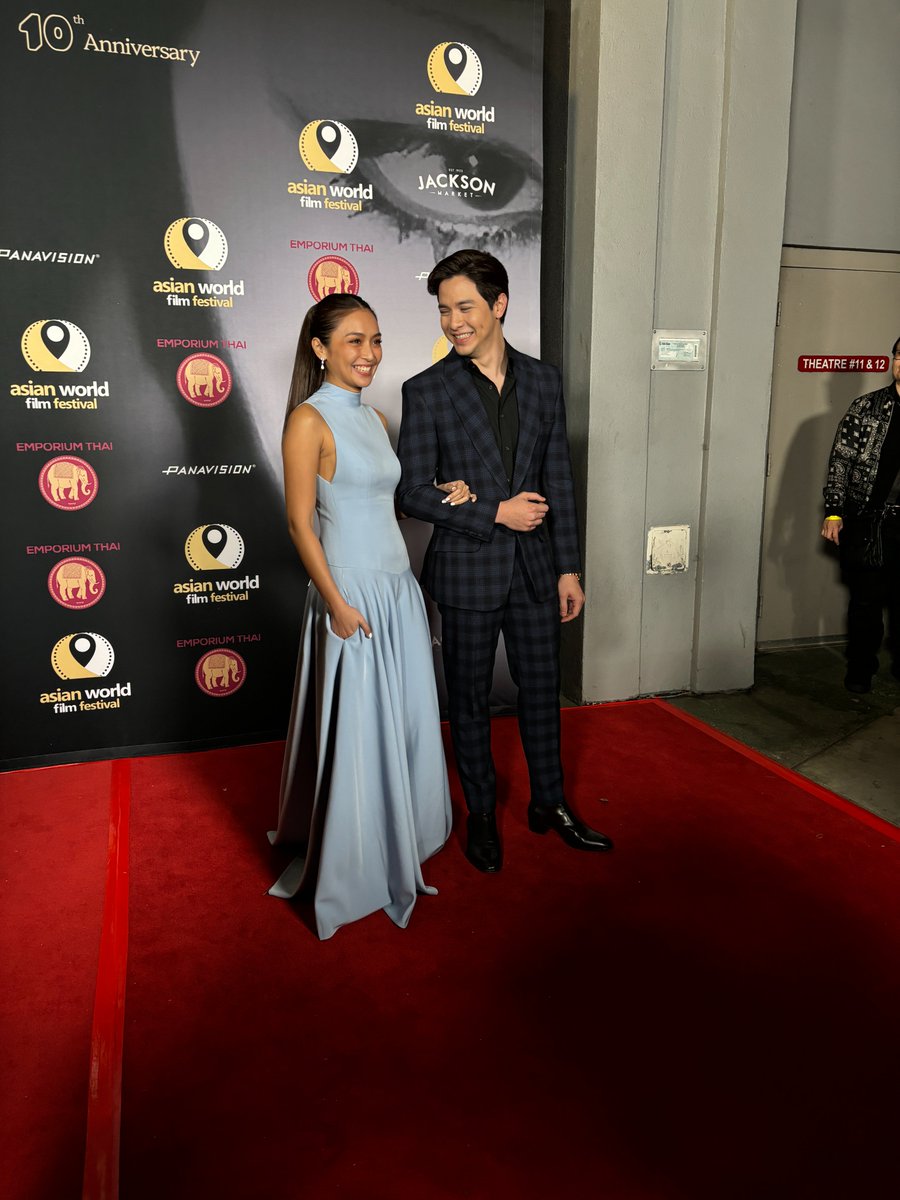 #KathrynBernardo and #AldenRichards looking picture perfect at the red carpet of Asian World Film Festival at Culver City, California.

#HelloLoveAgain  NOW SHOWING WORLDWIDE!

Photos: Sthanlee Mirador