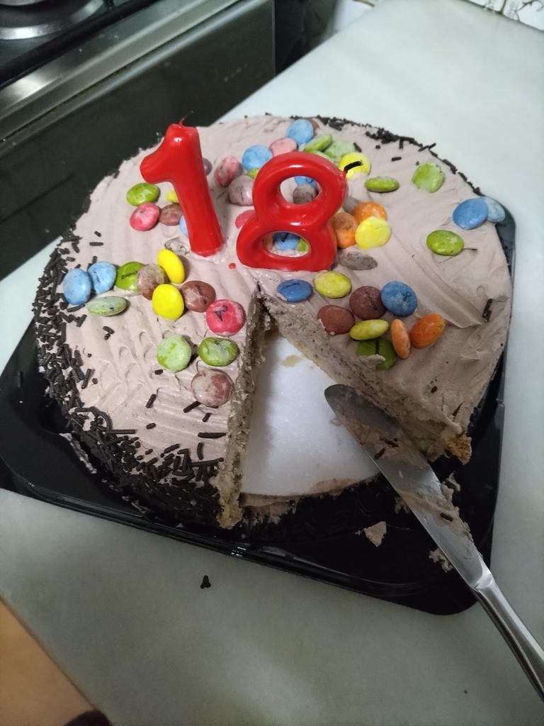 Vio79iprou tweet media