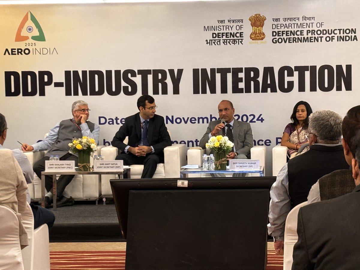 India_iDEX's tweet image. #iDEX hosted an industry interaction with startups &amp;amp; MSMEs. Led by Secretary (DP) Sh Sanjeev Kumar, the event also featured JS (DIP) Sh Amit Satija, JS (P&amp;amp;C) Sh Shalabh Tyagi &amp;amp; JS (LS) Ms Garima Bhagat. The discussions aimed at shaping policies for #iDEX &amp;amp;  #MakeProjects.