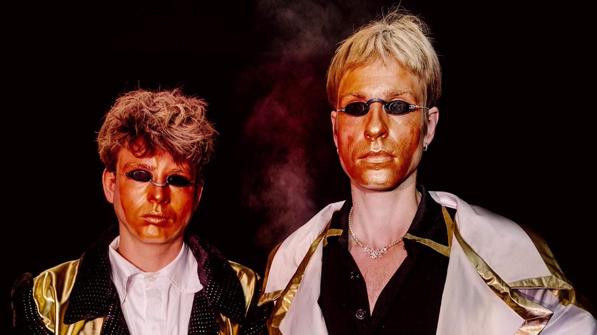 Big Hare op tiende Visfest haarlemsdagblad.nl/regio/haarlem/…