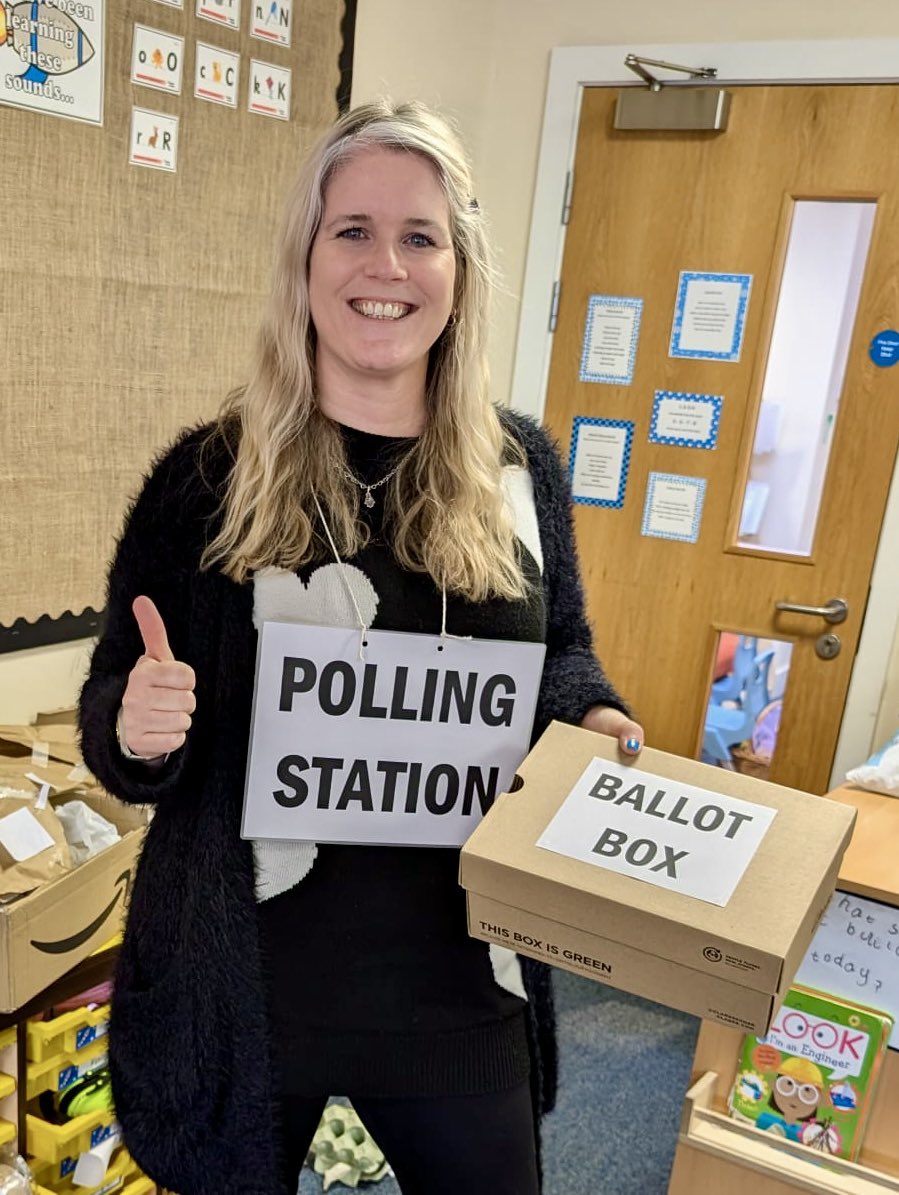 thurlstonepri's tweet photo. The ‘Mobile Polling Station’ has been around school and all of the votes have been cast for today’s election. All that’s left to do now is count the votes! Exciting times at TPS. 😁 #Thurlstone_personaldevelopment #UKPW https://t.co/GBBazbVsyn