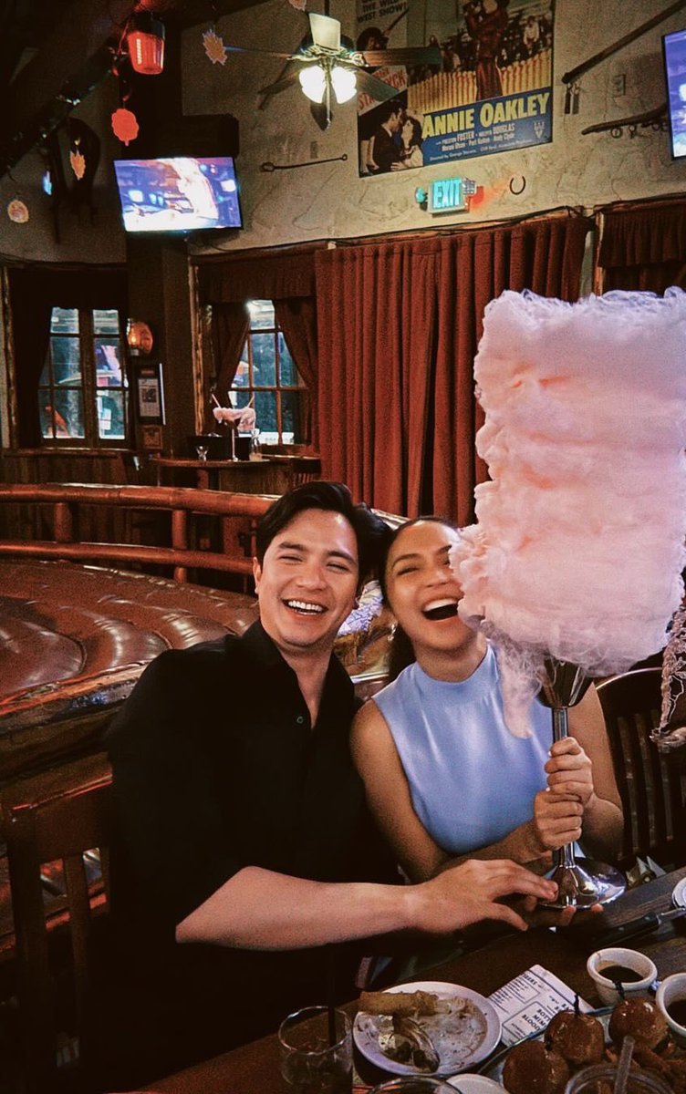 kathy1218's tweet photo. My new fave #KathDen photo😭😭😭 https://t.co/Fj2TH10Dyz