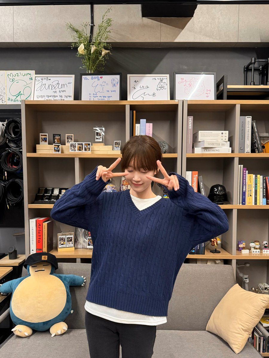 러너즈(<a href="/by_learners/">우리들의 포트폴리오 | Our Portfolio</a>) - '우리들의 포트폴리오'에서 츤데레같은 사운드 담당 수빈 역을 맡아주신 주은 성우님 🥰

게임은 스토브에서 현재 사전 예약중!

#녹음실 #레코딩스튜디오 #성우녹음 #보이스디렉팅 #비주얼노벨 #인디게임 #게임녹음 #게임사운드