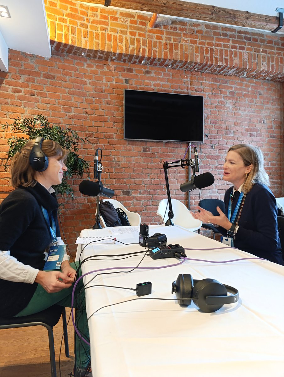 Nel secondo giorno di #ESCAIDE2024 nuovi metodi per la sorveglianza e predizione di malattie infettive, strategie di vaccinazione, disease X e nel mentre registriamo contenuti per il podcast