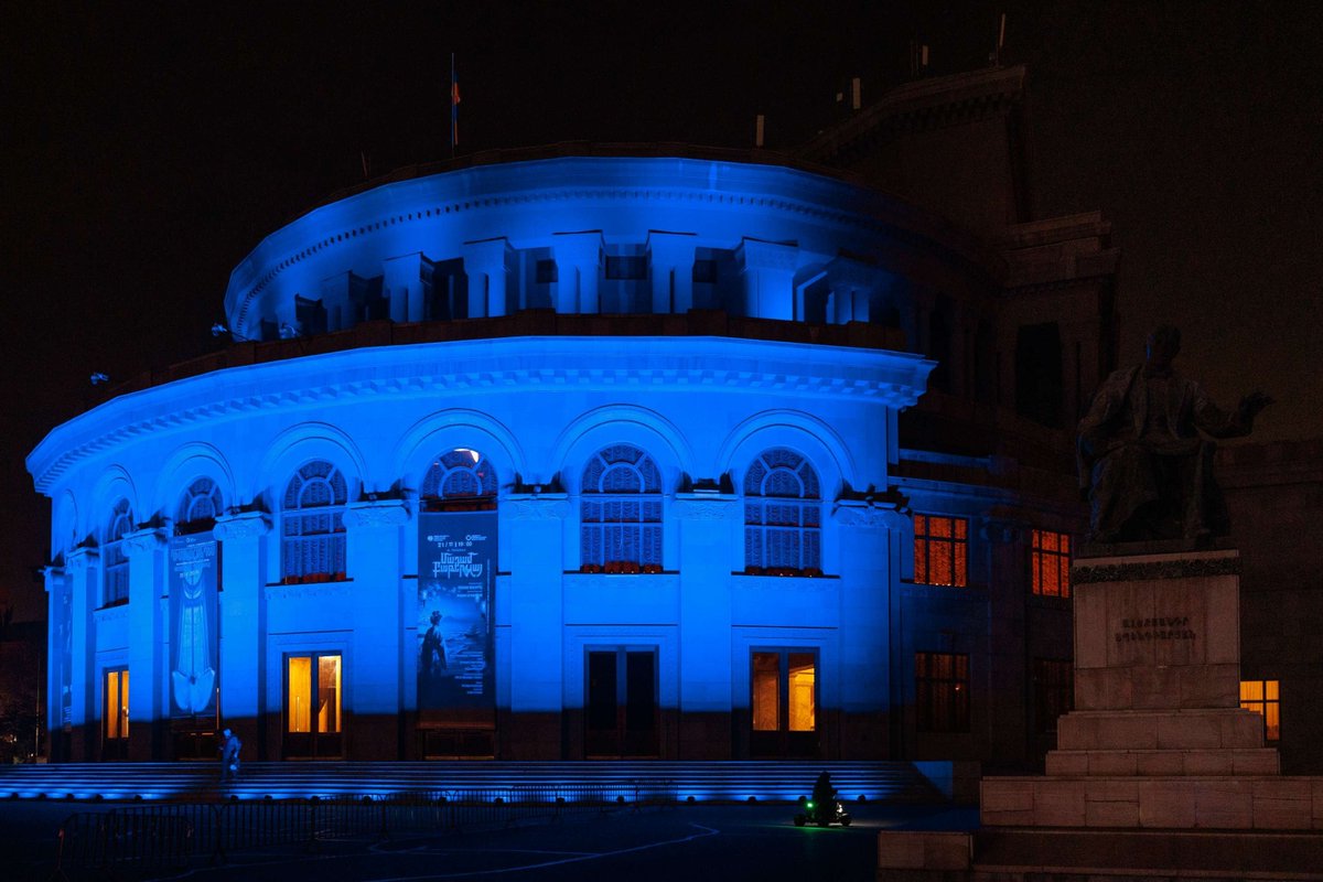 unicefarmenia's tweet photo. In celebration of #WorldChildrensDay, the National Academic Theatre of Opera and Ballet shone brightly in UNICEF's iconic #blue, symbolizing our commitment to #childrights and well-being. 

#ForEveryChild. every right 💙

🔗 https://t.co/Xz04W3PYc7 https://t.co/gsG7mbEifM