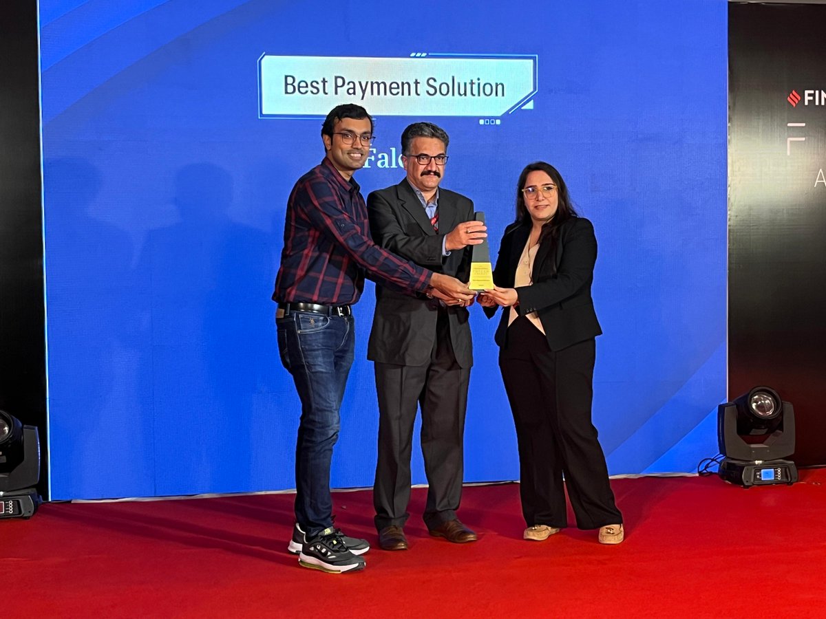 FinancialXpress's tweet image. LIVE from #FEFutechAwards: Proud to highlight excellence in payments. Congratulations to the winners of the Best Payment Solution category:

🏆 Gold: FALCON
🥈 Silver: Affordplan
🥉 Bronze: Cashfree Payments India Pvt. Ltd.

#FE #FutechAwards #Payments