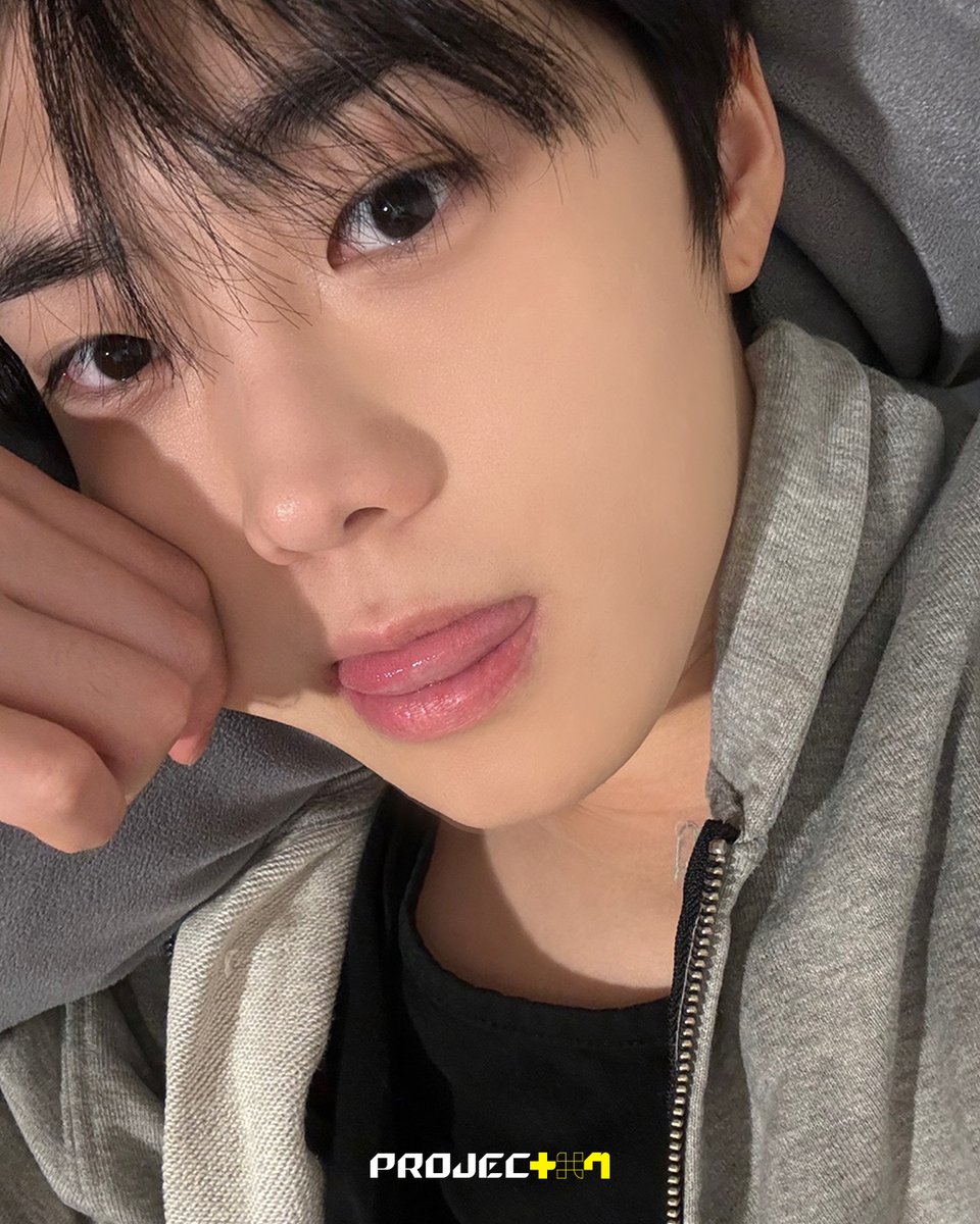 7화까지 D-1! 연습생들의 굿나잇 인사🌙 오늘 밤 꿈에서 만나고, 우리 내일 또 봐요!👋

아이돌 조립X강화 프로젝트 <프로젝트 7>
매주 금요일 저녁 8시 50분 JTBC

Only one more sleep until Episode 7! Goodnight from our trainees🌙 Dream of us tonight, and let’s meet again tomorrow!👋