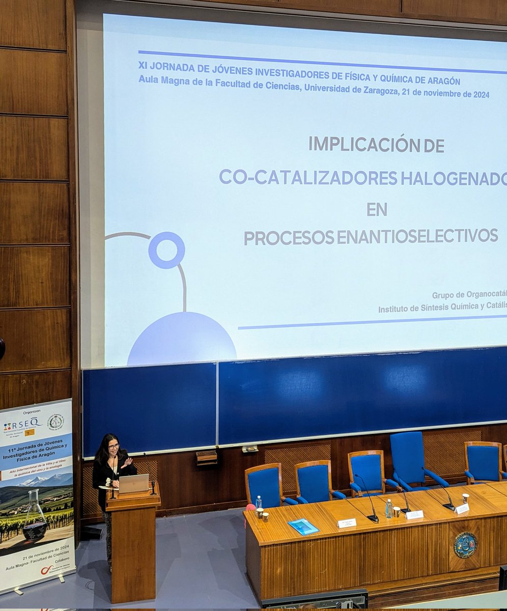 RSEQ Aragón (@rseq_aragon) on Twitter photo Comenzamos con las presentaciones flash! Es el momento de Sandra Ardevines para compartir su trabajo en <a href="/HOCAGroup/">Herrera Group (HOCA)</a> <a href="/ISQCH/">ISQCH (CSIC-UNIZAR)</a> Comenzamos con las presentaciones flash! Es el momento de Sandra Ardevines para compartir su trabajo en <a href="/HOCAGroup/">Herrera Group (HOCA)</a> <a href="/ISQCH/">ISQCH (CSIC-UNIZAR)</a>
