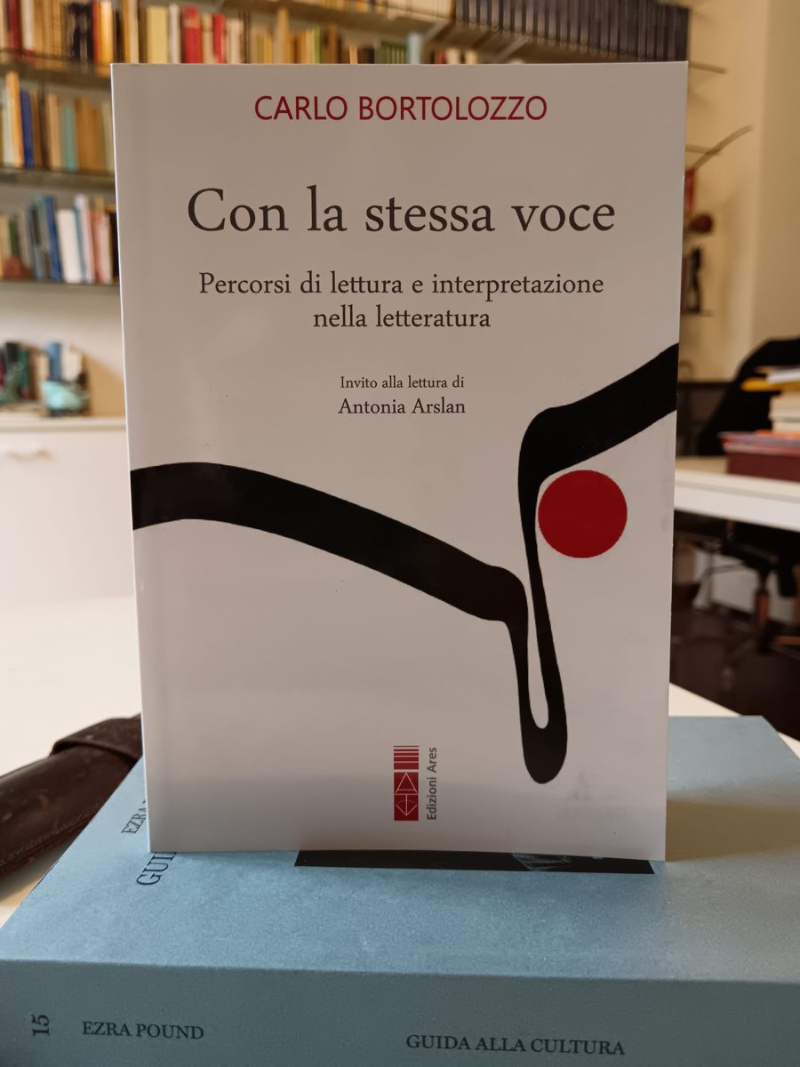🔥Oggi alle 18.30 in <a href="/EdizioniAres/">Edizioni Ares</a>  presentiamo "Con la stessa voce " di Carlo Bortolozzo

Tra gli autori raccontati: Pavese, Pasolini, Marin, Raboni, Cappello...
Con il nostro autore dialogherà Bruno Nacci, diretta sulla pagina FB della casa editrice

edizioniares.it/prodotto/con-l…