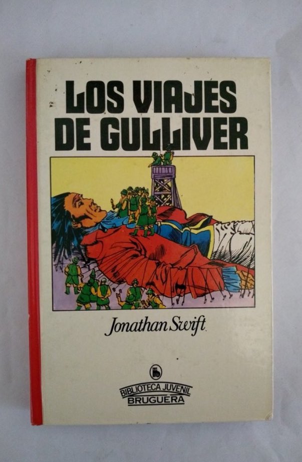Cuánto he disfrutado leyendo este libro. Jonathan Swift demuestra tener una imaginación desbordante , aunque lo mejor es la critica a monarquía, políticos, jueces y mandos militares. Un clásico cuyas pullas al poder siguen, tristemente, siendo de máxima actualidad.