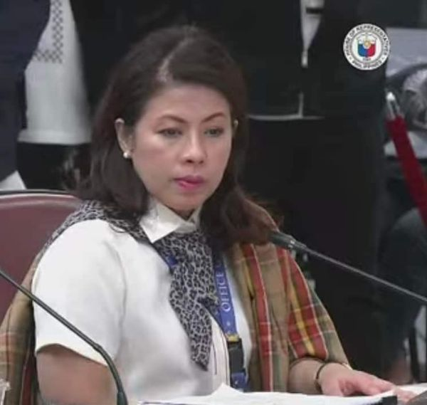 alita_ptap's tweet photo. Isang IP lawyer na power trip ng IP kidnapper.

Should Sara be the next president I wouldn't mind her having billions of Confidential Funds as long as she gets rid of all the NPA terrorists and its front.

Mga huwad na galit sa diktatorya, mga pasistang komunista pala. https://t.co/KNdVjQCSr6