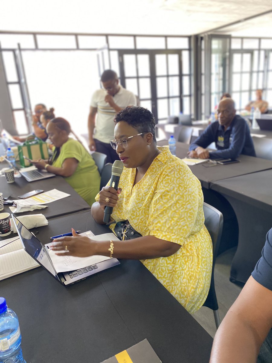 Cllr Mpumi Edward tweet media