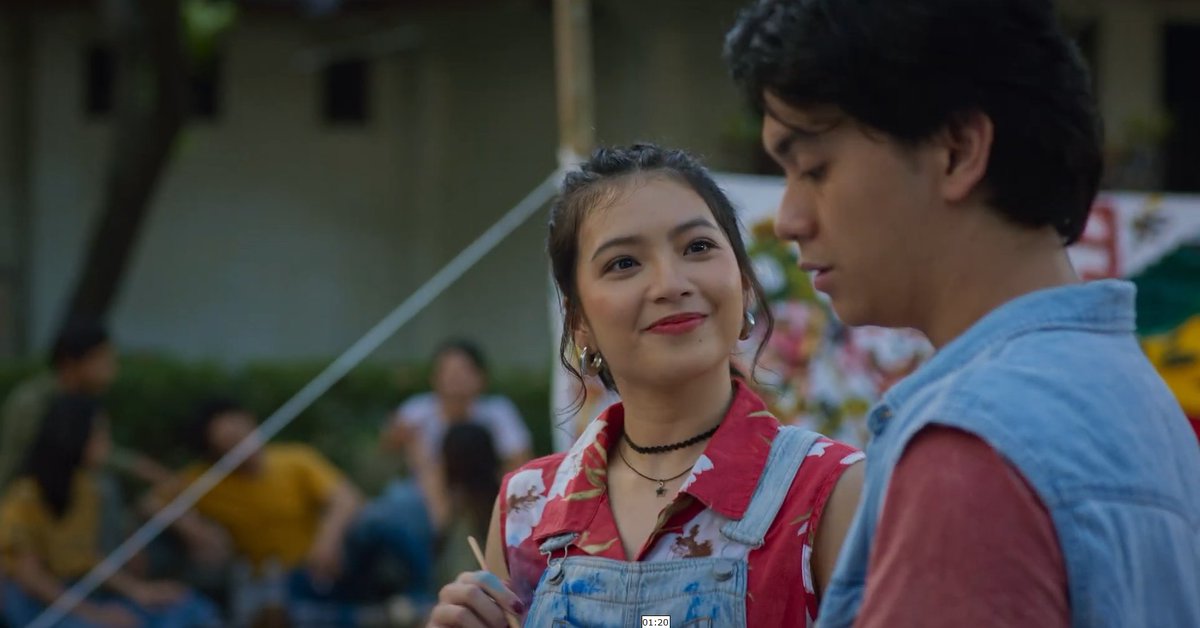 Kotiba stoli ostidagi xojayinning yashirin kamerasi