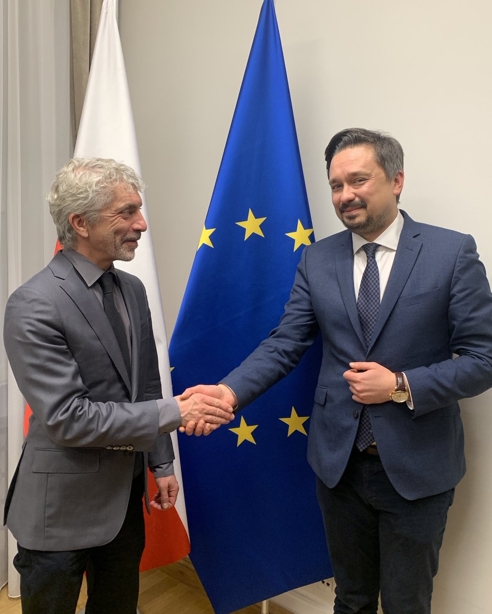 🇺🇳🇵🇱#Poland #IESOGI 🏳️‍🌈Country Visit #Day2 meant:
🔹 Productive meeting with <a href="/amnestyPL/">Amnesty Polska</a> on advocacy priorities.
🔹 In-depth discussion with Ombudsperson Marcin Wiącek on safeguarding human rights.
🔹 Inspiring exchange with Rafał Dembe of Warsaw Pride on civil society’s role.