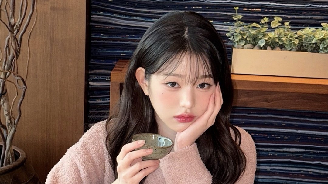 ⠀

Set the table, pour the tea, and enjoy a slice of cake—Time slows down, worries fade, and every bite is a reminder that life is better with a little sweetness. 🍰
⠀
⠀