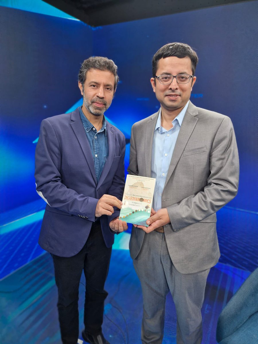 SriramB1000's tweet photo. It was a pleasure meeting the dynamic duo of @RShivshankar and @AnchorAnandN in the state of the art @CNNnews18 facility. Had a great conversation which should be telecast soon.
Order the book here: https://t.co/pcgMTf4DyC
#Dharma #Economics #History #Cholas #Pallavas #Pandyas #Cambodia #Vietnam #Bharat