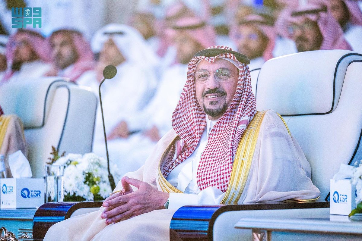 أمير منطقة القصيم يرعى حفل افتتاح مؤتمر "قيصر" الدولي للجراحة.
spa.gov.sa/N2211344
#واس_عام