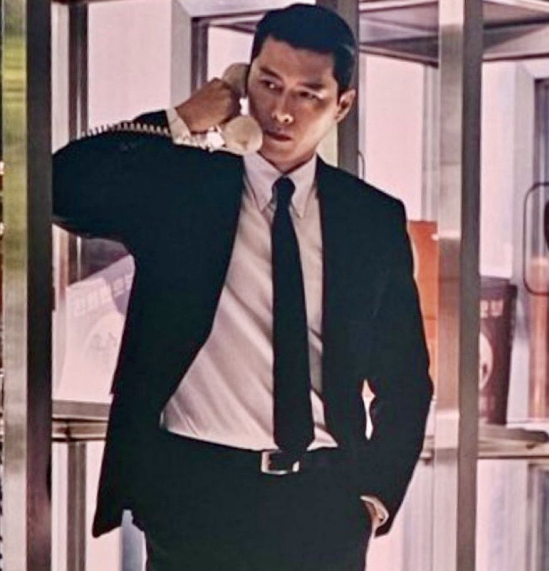 iamneelie09's tweet image. “Made in Korea” being introduced at the Disney Content Showcase Apac 2024 -  “Disney Presents: A Night of Stars&quot; in Singapore 🇸🇬
Looking forward to watch “MIK” on Disney+!🫶
Ctto 📸📹
#hyunbin
#mik
#baekkitae
#disney+