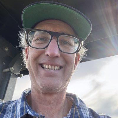 GrowMoar's tweet photo. #NewProfilePic https://t.co/d5oHB5Dujs