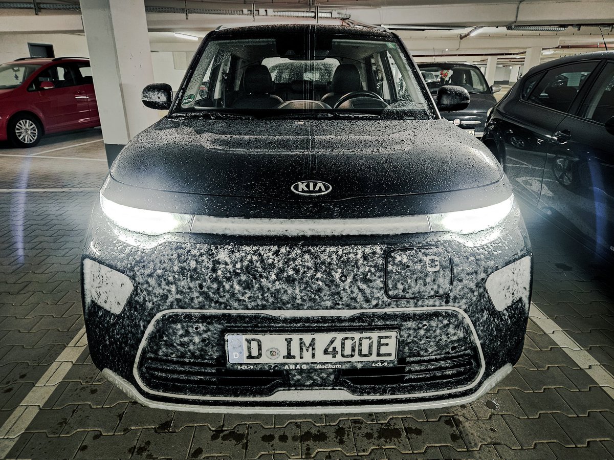 DMY033's tweet image. По дороге домой не работал адаптивный темпомат, уже на парковке понял почему.