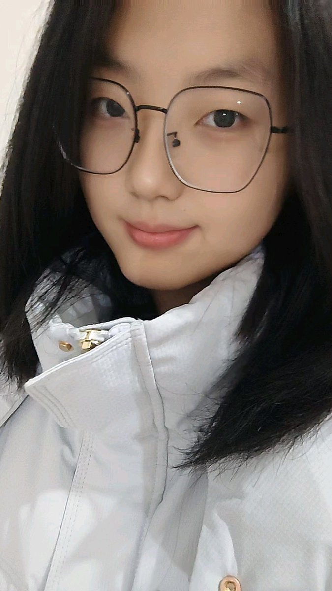 【网友投稿 No.1274】反差眼镜小姐姐 #眼镜娘 #眼镜妹 #投稿 #反差 #投稿曝光 #女友 #女友分享 
#女友系列 #女同学 #女同事 https://t.co/ydZA91h68k