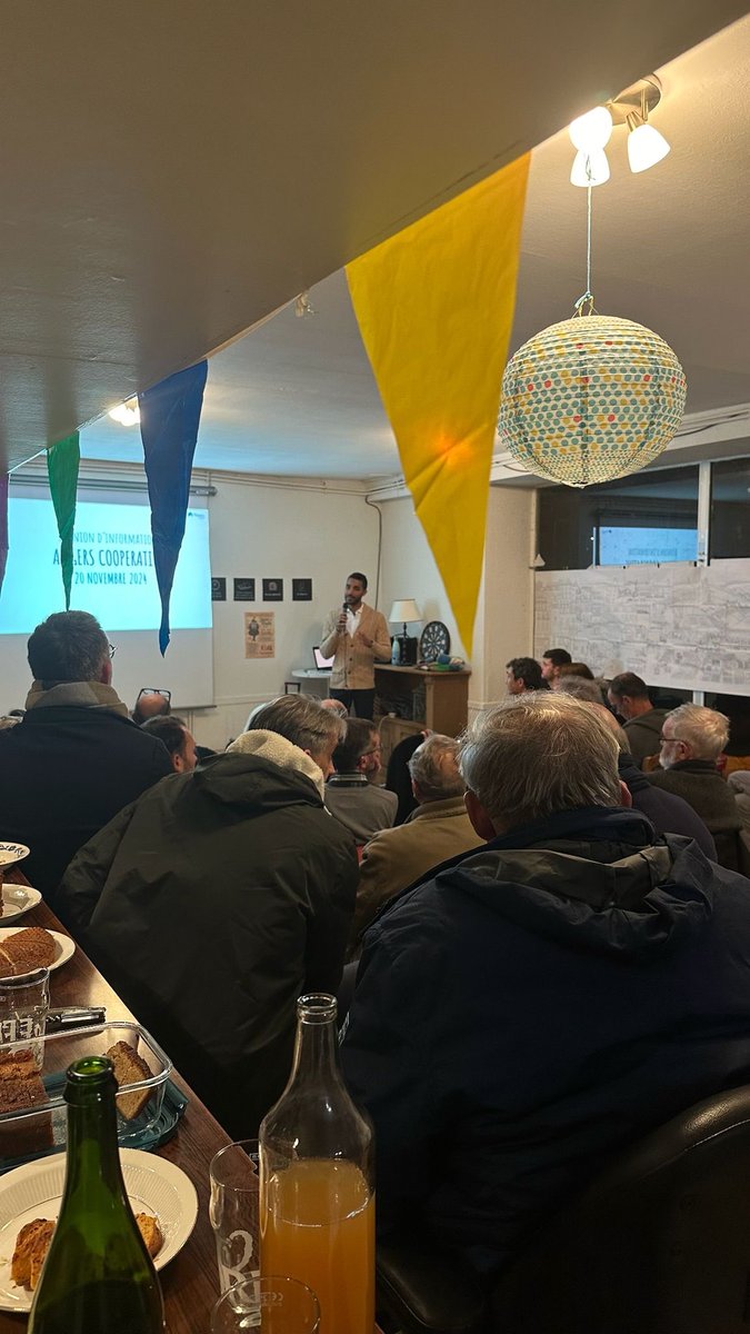 « Plus belle ma ville »… Des cakes faits maison, de la bonne humeur, de la chaleur humaine, le plein d’idées et l’envie de faire bouger les lignes, de réveiller Angers, la belle assoupie, voici ce qui animait les citoyennes et citoyens réunis hier à la Ruche de Belle-Beille…