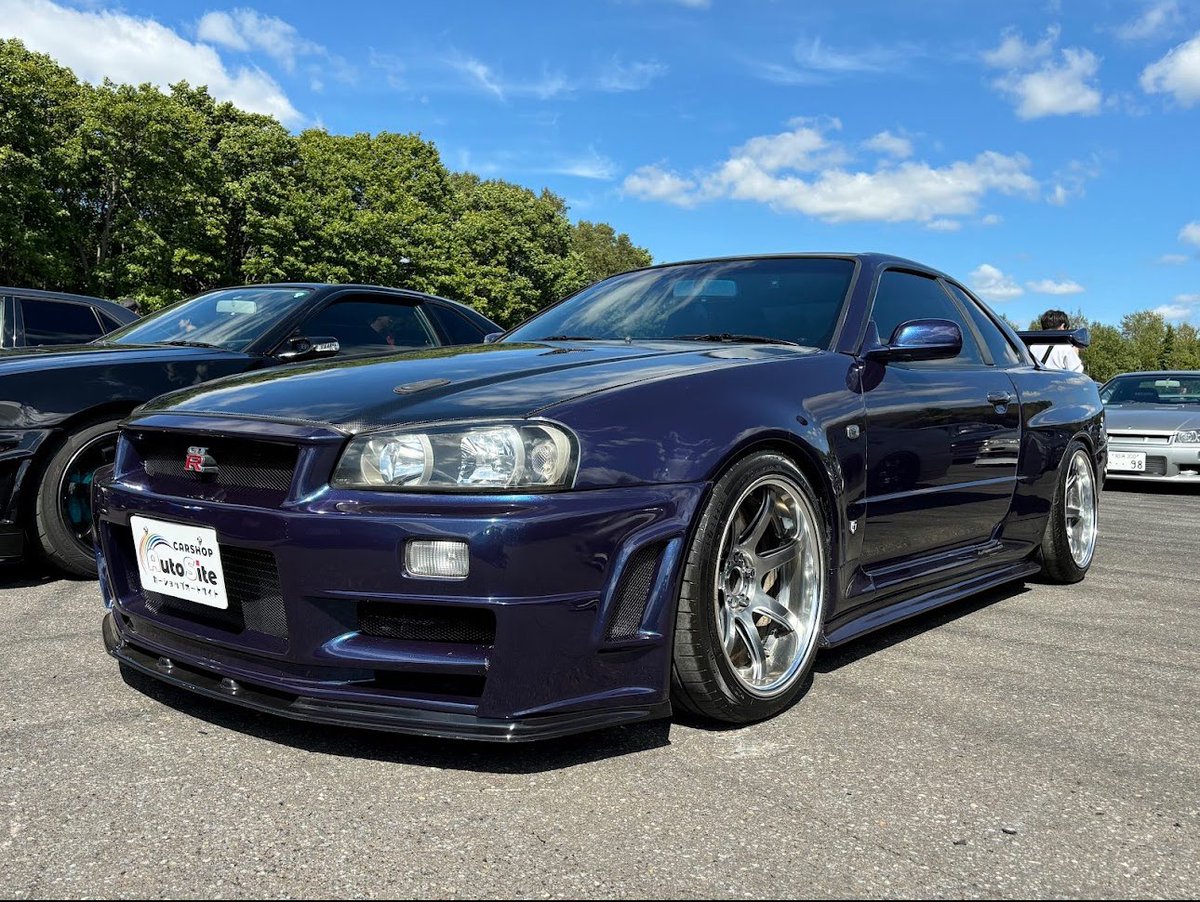 kitami_autosite's tweet photo. #全国Twitterオールペンミーティング

ヴェゼルの純正色 モルフォブルーパール
34にこの色使ってるのは見た事無いから世界に1つだと思ってたけど実は使ってる方いました😂
あまり被らなくてお気に入り！ https://t.co/owFiVb0ftD