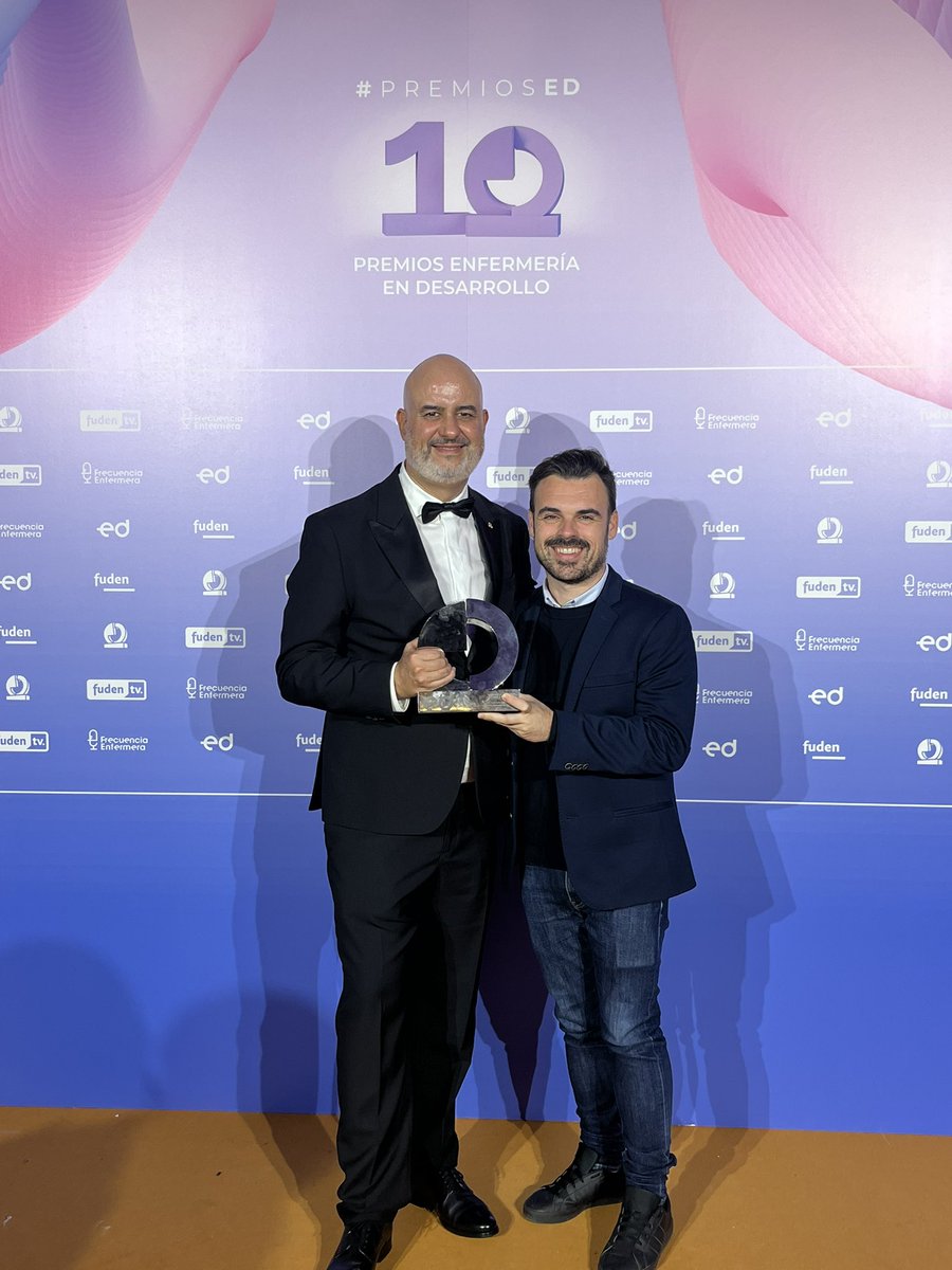 Muchas gracias por el reconocimiento a nuestra tesis <a href="/JoanDePedro/">Joan De Pedro</a> <a href="/UIBuniversitat/">Universitat de les Illes Balears - UIB</a> <a href="/IanBlanco7/">Ian Blanco-Mavillard</a> <a href="/HRegionalMalaga/">Hospital Regional Universitario Málaga</a> 
Fue una gala magnífica.
Felicidades <a href="/fuden_es/">Fundación FUDEN</a> por estos 10 años de #PremiosED