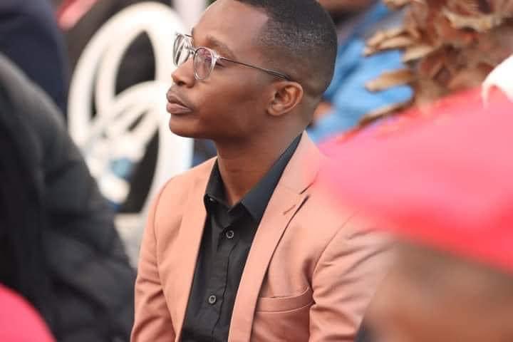 Slax7529's tweet photo. Ele nna ke didimetse mmanyana, batho ba bua di achievement tsa bone tsa this year. https://t.co/uj77qFQy9T