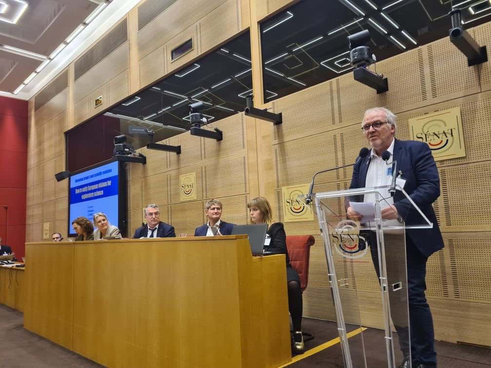 Intervention de <a href="/Clement_URCA/">Christophe Clément</a>  au <a href="/Senat/">Sénat</a>  : vers une nouvelle révolution scientifique européenne

Le 25 octobre, le Président de l’université a pris la parole lors d’une intervention marquante sur le thème « Unleashing Europe’s next scientific revolution »

En savoir plus 👉