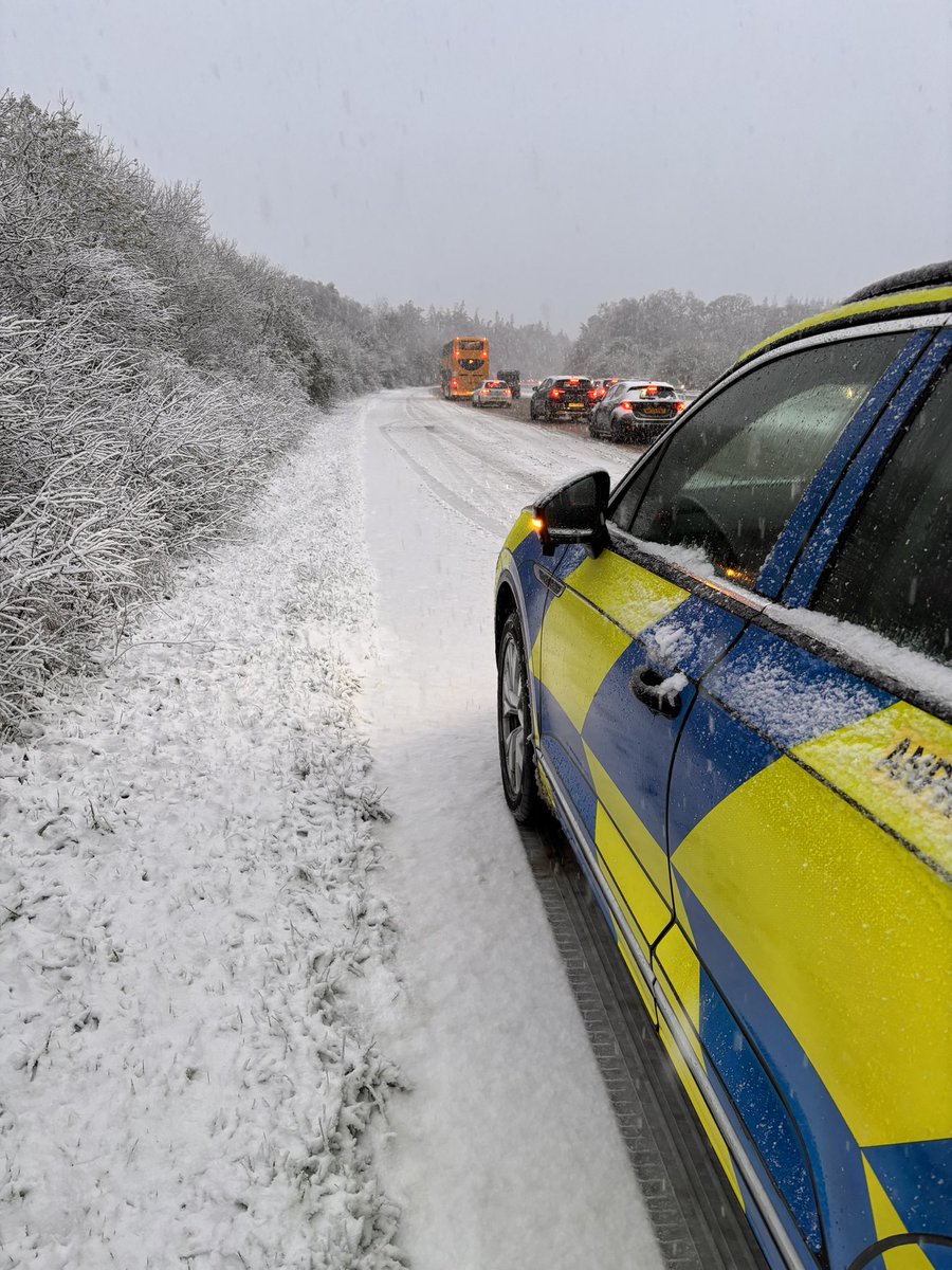 Please only travel this morning if absolutely necessary. Snow and ice covering the majority of roads now in both Devon and Cornwall. [Picture taken A30 Daisymount]