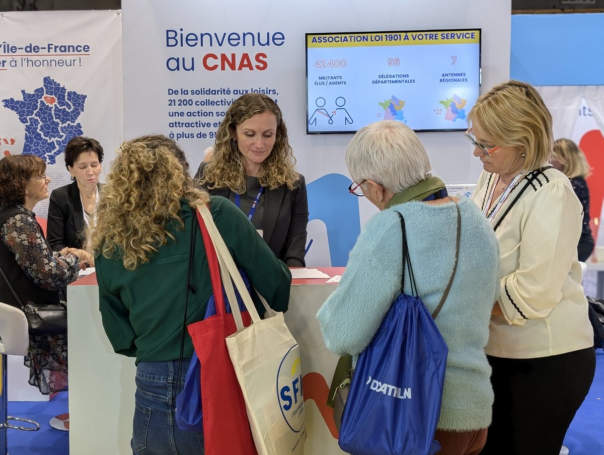 cnasfrance's tweet photo. Dernier jour au #SMCL2024 ! On vous accueille toute la journée sur notre stand G70 pavillon 2.2 pour vous proposer nos solutions d'action sociale ! 
Et encore quelques heures pour participer encore à notre jeu-concours et gagner de nombreux lots : tirage au sort à 12h ! 🥳 https://t.co/u2WZ1IbGtJ