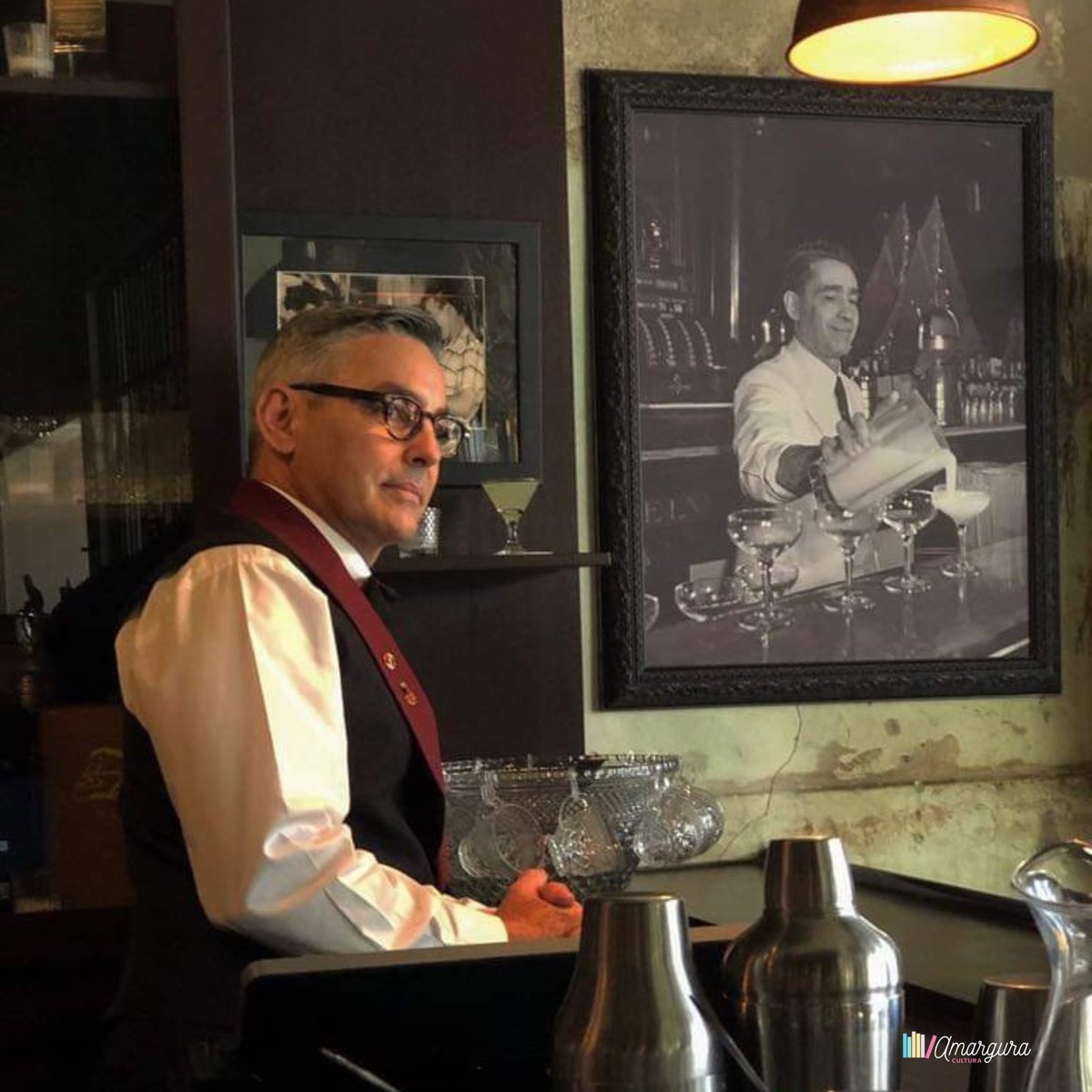 Respeto y admiración para quien siempre honra al maestro y su legado.
Julio Cabrera. Cafe La Trova Miami, 2020.
by <a href="/amarguracultura/">Amargura Cultura</a> 
📷 Albert Navarro